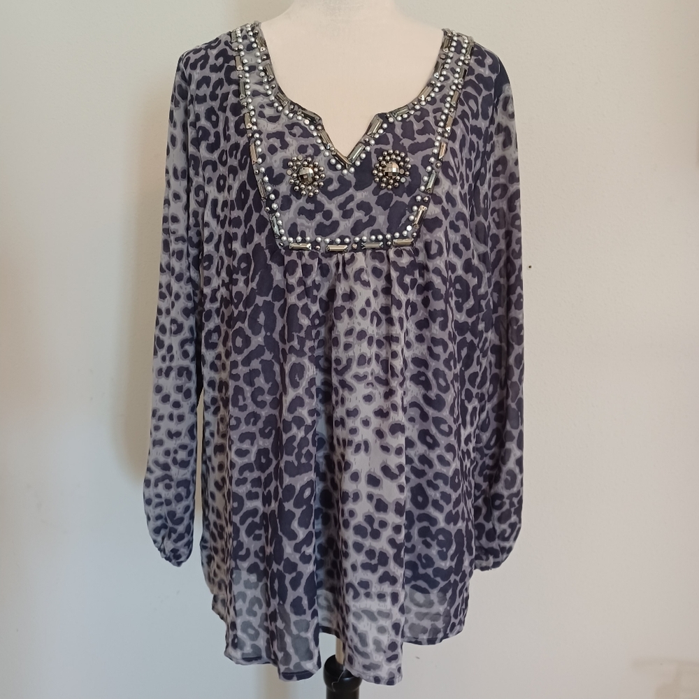 JMB Signature Long Sleeved Gray Animal Print Blouse Tunic Top Size 2X